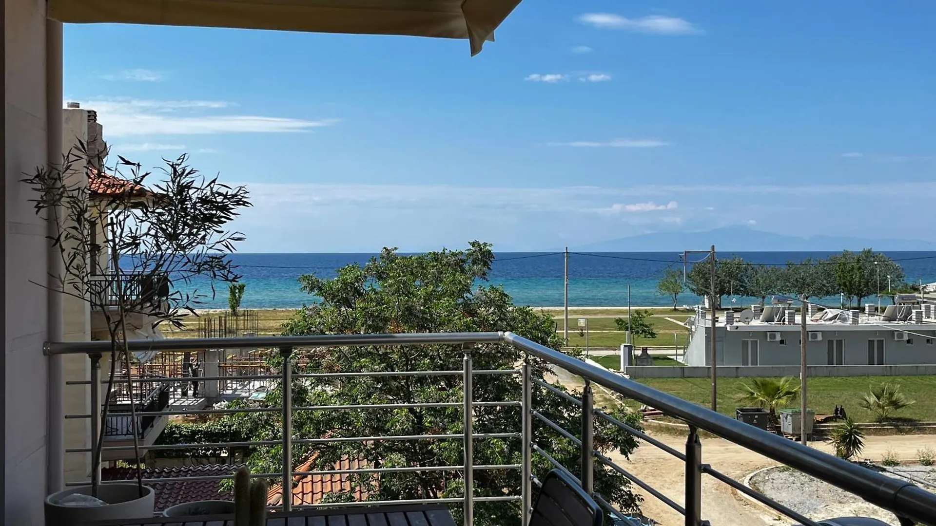 Sea View Apartment Flogita